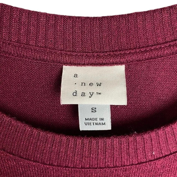 A New Day Burgundy  Sleeveless Knit Top - Picture 5 of 6